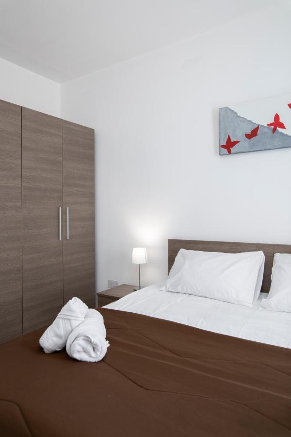 Sea View Apartment 2 Bedrooms 2 Bathrooms, 2 Minutes Away From The Sea Saint Julian's Exterior photo