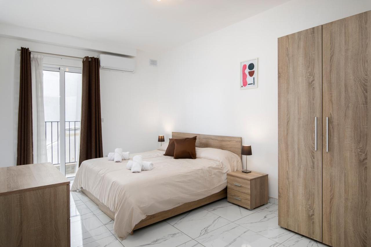 Sea View Apartment 2 Bedrooms 2 Bathrooms, 2 Minutes Away From The Sea Saint Julian's Exterior photo
